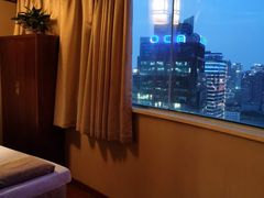 -裕和堂中医推拿艾灸(太古汇臻品店)