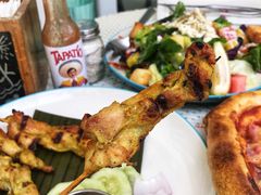 -Cha Cha's Beach Cafe