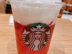 火龙果番石榴乌龙茶-星巴克臻选(杭州万象城店)