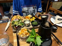 -Mark&Mars Restaurant