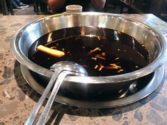 -肖肖酸萝卜鱼火锅(总店)