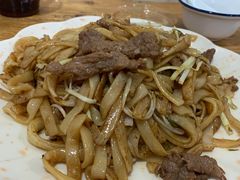 干炒牛河-南记食粥坊·宵夜大排档(莲花总店)