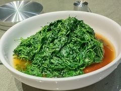 -新颐园本帮江浙菜·红烧猪手煨鲍鱼·红烧肉(顾村公园电台路店)