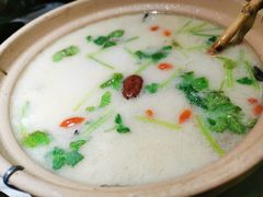 铁棍山药炖江团鱼-掌柜的店·河南菜(日月光店)