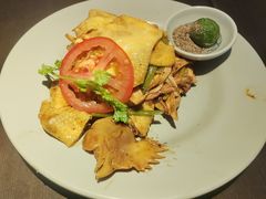 -大头虾越式风味餐厅(光明广场店)