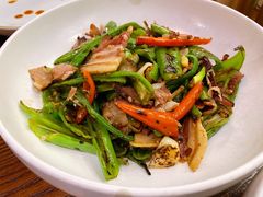 皱皮尖椒炒肉-小大董·烤鸭(王府井apm店)