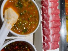 -海底捞火锅鲜切牛肉主题店(长寿路店)