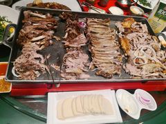 毡房烤全羊-九十九顶毡房(阜石路店)