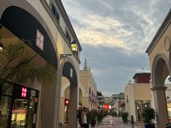 -佛罗伦萨小镇广佛名品奥特莱斯(疏港路店)