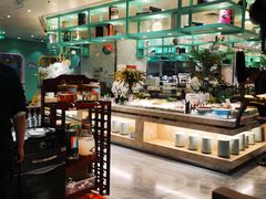 自助取餐区-绿岛港轩海鲜烤肉涮锅自助餐厅