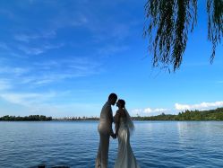 -唯一旅拍·颂当代影像艺术中心(上城店)