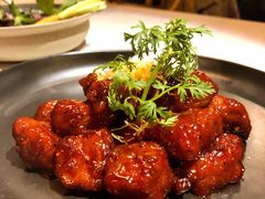 红酒泡沫牛仔粒-荟廷·晶萃(陆家嘴尚悦湾店)