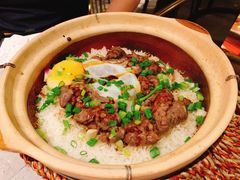 窝蛋牛肉煲仔饭-啫神·广州地标美食(北京路店)