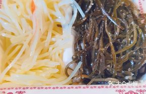 Seaweed and Potato Shreds Platter