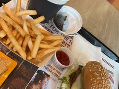 -The Habit Burger Grill 哈比特汉堡(复兴soho店)