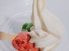 -古老冰山特色冰淇淋店(艾提尕尔店)