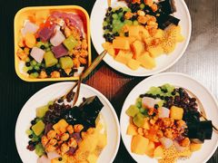 牛奶刨冰-汕中冰室