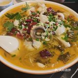 鸭油很香，酸菜鱼的酸菜挺好吃的，这个客家菜