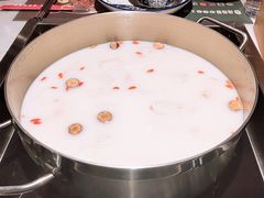 -尚尚仙·酸汤猪手·猪肚鸡火锅(华联万柳购物中心店)