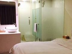-全季酒店(上海徐家汇肇嘉浜路店)