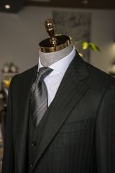 -优刻西服西装定制(金轮国际广场店)