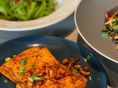 石屏豆腐-半山腰·云南菜(侨福芳草地店)