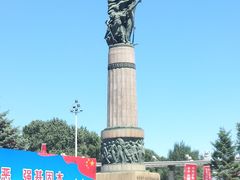 -人民防洪胜利纪念塔