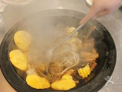 -东北农家院·铁锅炖(莘庄店)