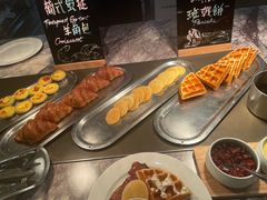-上海漕河泾万丽酒店
