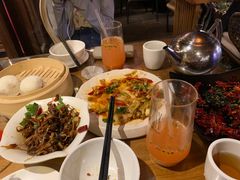 -隔壁老王·家常云南菜(花巷店)