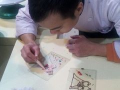 老板帮忙休整中-杜勒瓦Cake&More 蛋糕派对定制