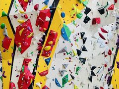 -问山MountQuest攀岩馆