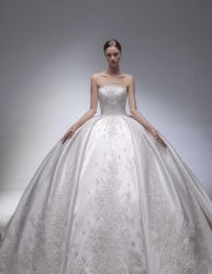 -PAI婚纱礼服设计馆【大牌租赁/高级定制】