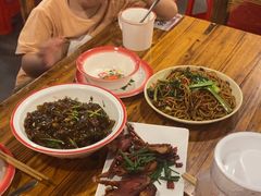 -冶建镜子·老南昌大排档·江西虾王(总店)