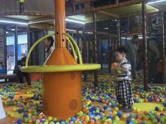 -蒙特利亲子乐园