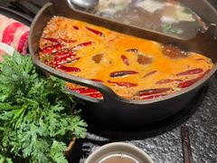 -三出山火锅(南京万象天地店)