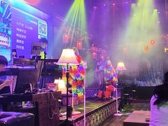 -喜鹊音乐酒馆(西街店)