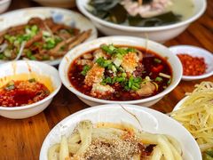 -中和裴氏蹄花(府河路店)