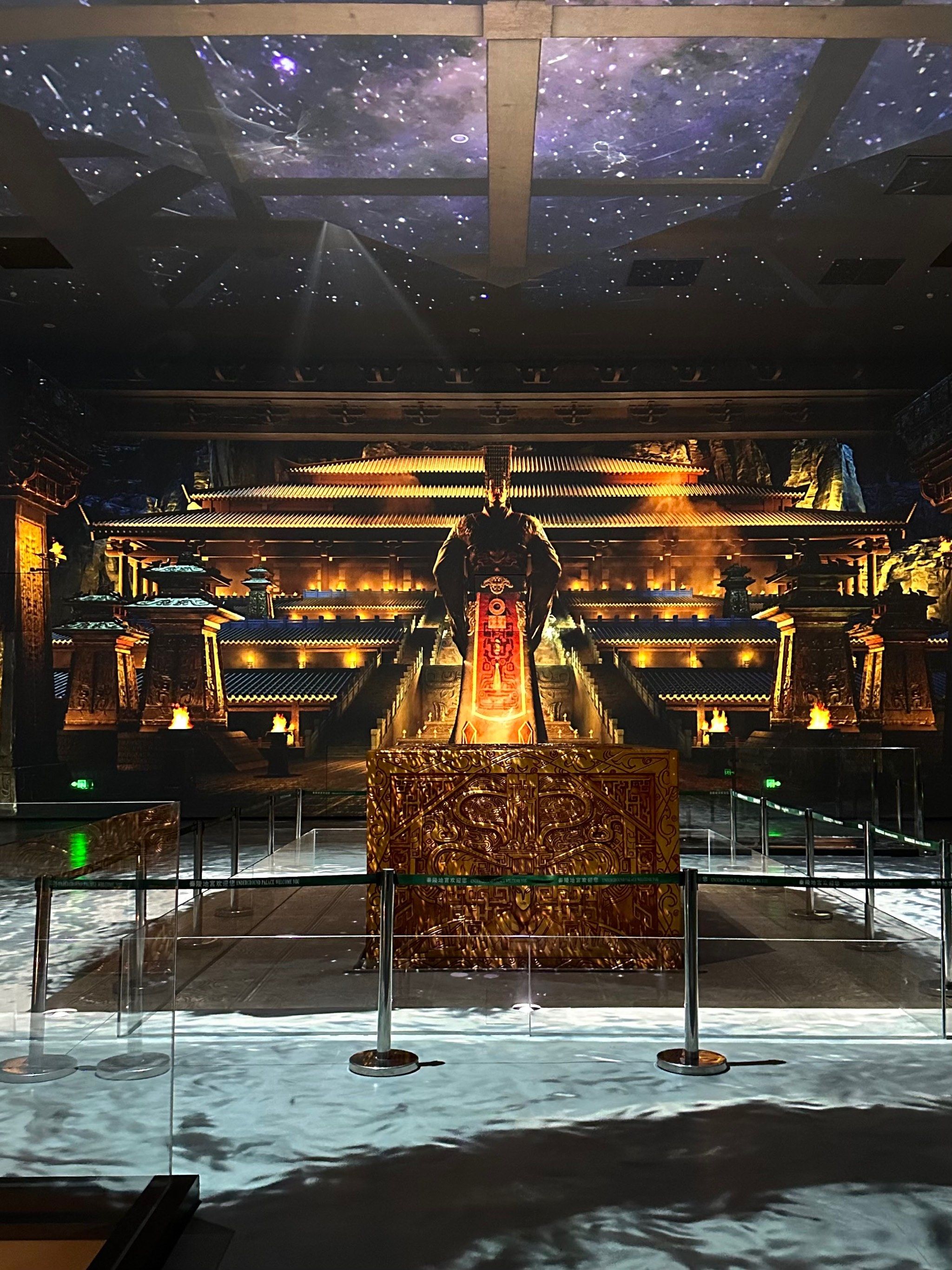 还有npc秦始皇可以合照哦!国潮vr兵马俑也很q,互动感不错!