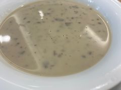 奶油蘑菇汤-萨莉亚(百信广场店)
