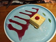 -米德维奇俄式西餐厅(西六道街店)