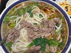 -云阿蛮云南生烫牛肉米线(奉贤路店)