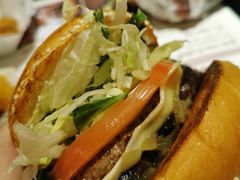 -The Habit Burger Grill 哈比特汉堡(复兴soho店)