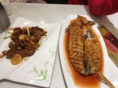 -闫府私房菜(经四路万达店)
