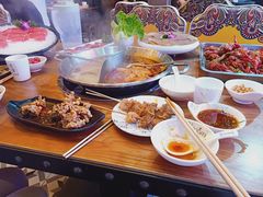 -红牌美蛙鱼头火锅(万辉国际广场店)
