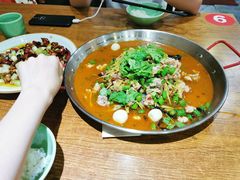鲜锅兔-盐与味葱葱鲫鱼•自贡菜江湖菜(春熙店)