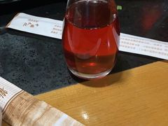 -果松木炭酸菜铜火锅·外婆参鸡汤