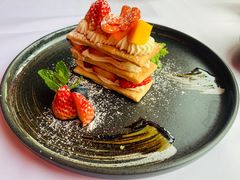 拿破仑蛋糕配新鲜草莓-Kathleen's Waitan 凯圣琳江景西餐厅(外滩店)