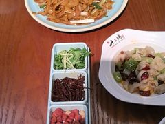 -南拳十三姨·潮汕砂锅粥(世纪金源店)