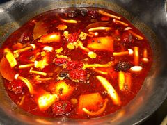 -湊湊火锅·茶憩(打浦桥日月光店)